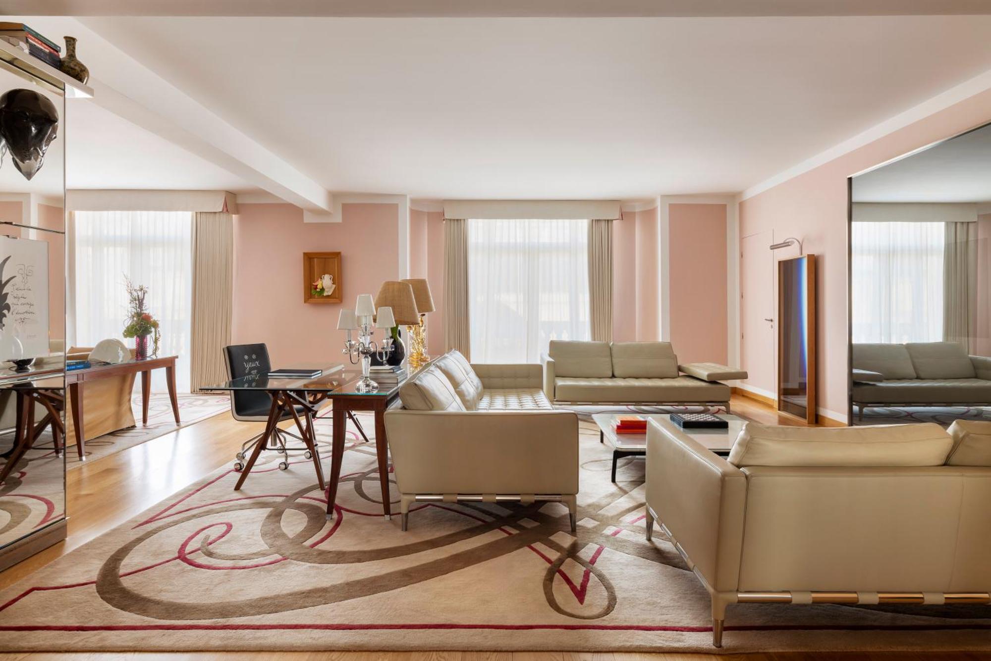 Hotel Le Royal Monceau Raffles Paris Exterior photo